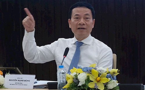 Nguyễn Mạnh Hùng : ngôi sao đang lên nhưng lại thích nổ | Vietnam Fraternité