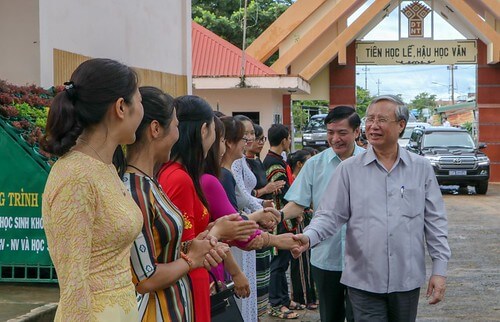 Nghe lời tổng bí thư, giảng viên đi tù | Vietnam Fraternité