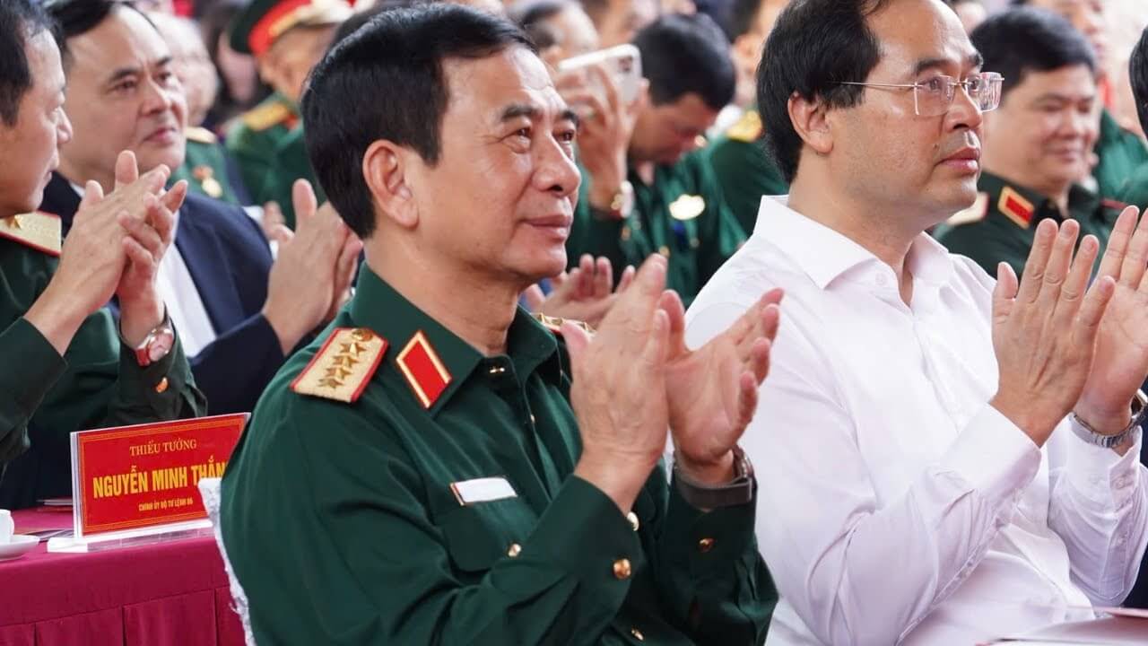 Rất đặc biệt ngôi nhà riêng tướng P Văn Giang ở Thái Nguyên! Phong cách Giang NTN?