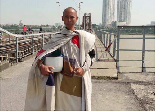 Phật cũng phải vào biên chế | Vietnam Fraternité