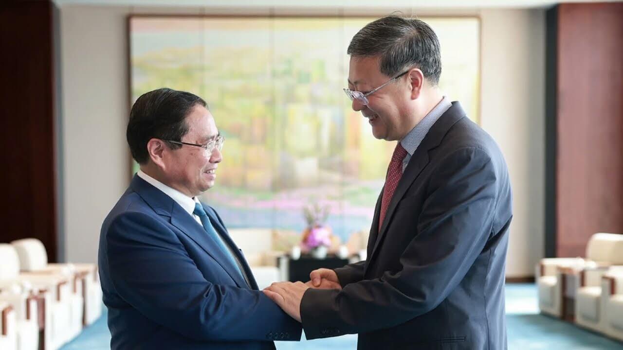 Trung Quốc đưa lời mời mật ngọt, tưởng VN sa bẫy! TT Trump cười: Việt Nam tỉnh táo!