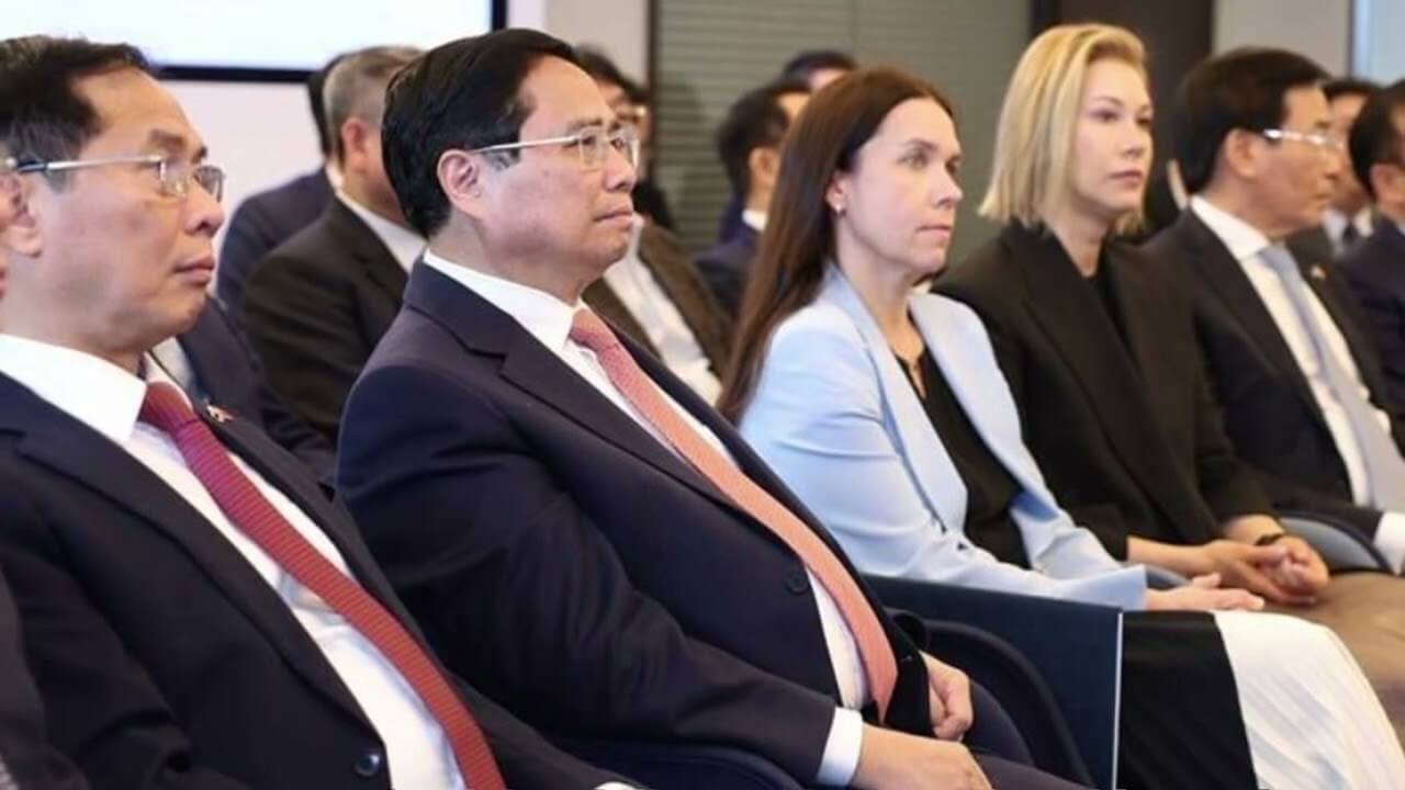 Không ngại làm mếch lòng Nga, Thủ tướng Phạm Minh Chính quyến rũ Estonia! Đáng giá!