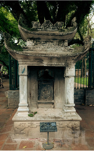 Chùa to Phật lớn vực sâu | Vietnam Fraternité