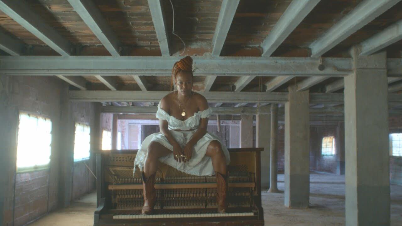 China Moses  - it's okay (i'm not alone) ft. Marvin Sewell