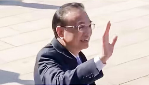 Lý Khắc Cường cảnh báo ‘trời xanh nhìn thấu chuyện trần gian’ | Vietnam Fraternité