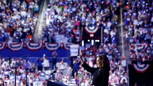 Điểm tuần báo Pháp – Hoa Kỳ có nữ tổng thống đầu tiên ? | Vietnam Fraternité