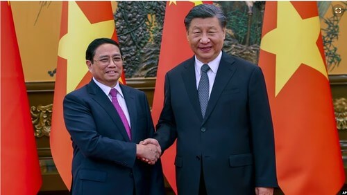 Làm sao ra khỏi vòng xoáy Mỹ - Trung trên Biển Đông ? | Vietnam Fraternité