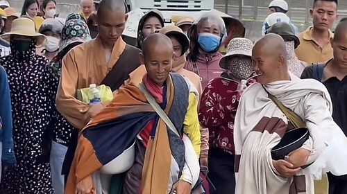 Khất sĩ Thích Minh Tuệ còn sống hay đã chết ? | Vietnam Fraternité