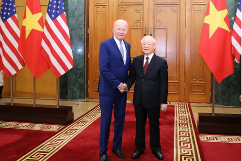 Thấy gì sau chuyến thăm Việt Nam và Tổng thống Joe Biden ? | Vietnam Fraternité