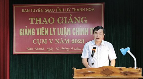 Cố chịu đấm ăn xôi để làm gì ? | Vietnam Fraternité
