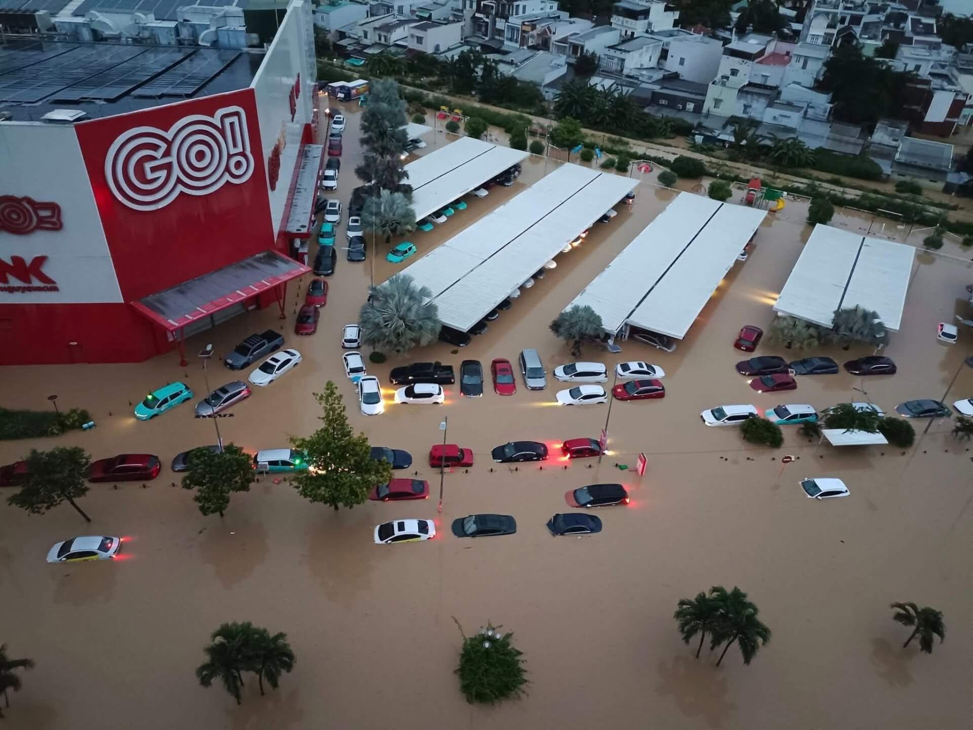 Nạn lụt ở Việt Nam không lối thoát | Vietnam Fraternité