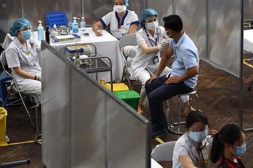 Thành ủy Sài Gòn chơi lá bài Sinopharm (và bị tẩy chay) | Vietnam Fraternité