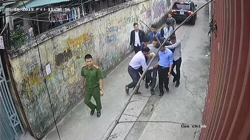 Đến lượt nghệ sĩ bảo vệ môi trường và người yếu thế bị an ninh bắt cóc | Vietnam Fraternité