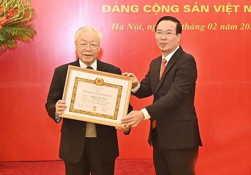 Lùng tùng xèn chuyện đấu đá trong nội bộ Đảng cộng sản Việt Nam | Vietnam Fraternité