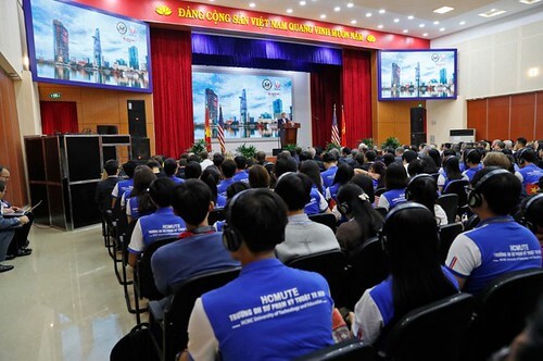 Trình độ giảng viên Đại học Việt Nam : lỗ mãng rồi xin lỗi | Vietnam Fraternité