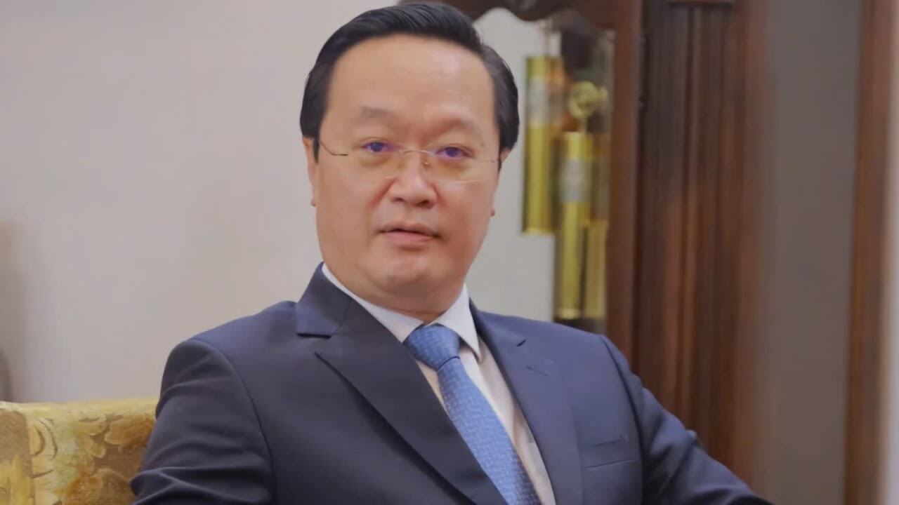 Nguyễn Đức Trung gặp Nguyễn Thanh Nghị tim đập chân run! tương lai như Đinh La Thăng?