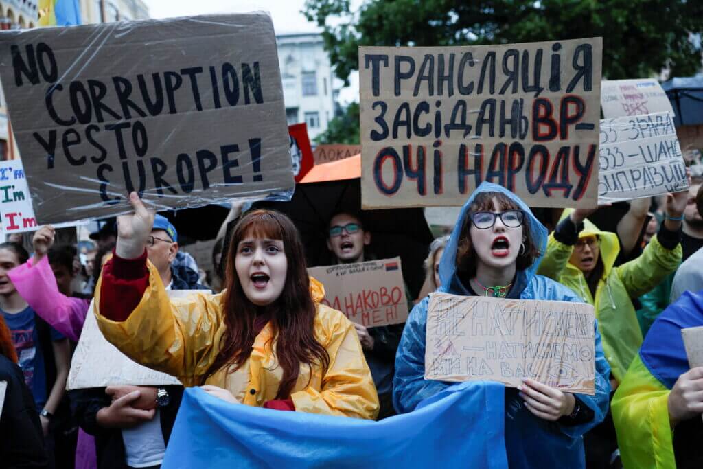 Tham nhũng ở Ukraine : Châu Âu đánh giá không đúng mức "di sản thời Liên Xô" để lại | Vietnam Fraternité