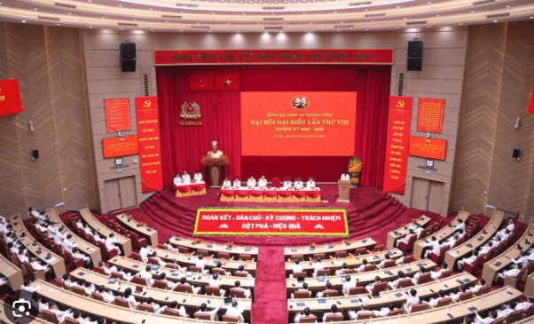 Đảng cộng sản đang rối loạn đến mức nào trước Đại hội 14 ? | Vietnam Fraternité