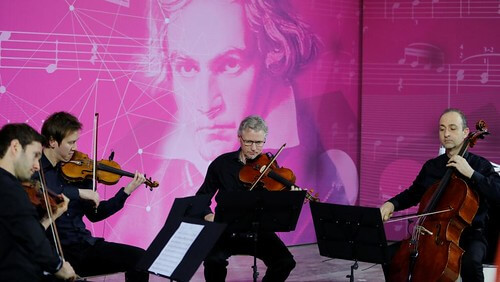 Bản Symphony số 9 của Beethoven và thế giới đại đồng | Vietnam Fraternité