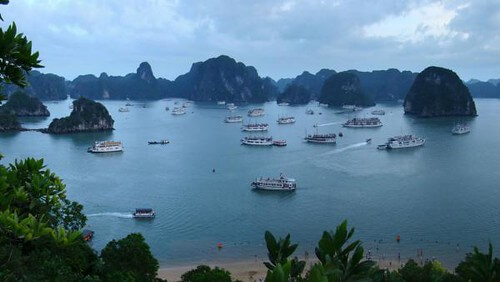 Du lịch đại trà tàn phá môi trường : Trường hợp Vịnh Hạ Long | Vietnam Fraternité