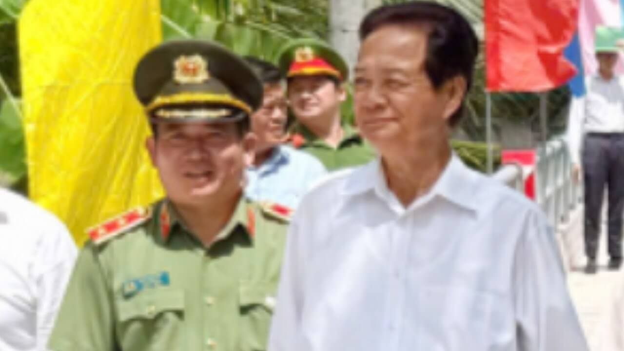 Giải mã sự im lặng bí ẩn của ông Đinh Văn Nơi! Vì sao thay đổi hình ảnh?