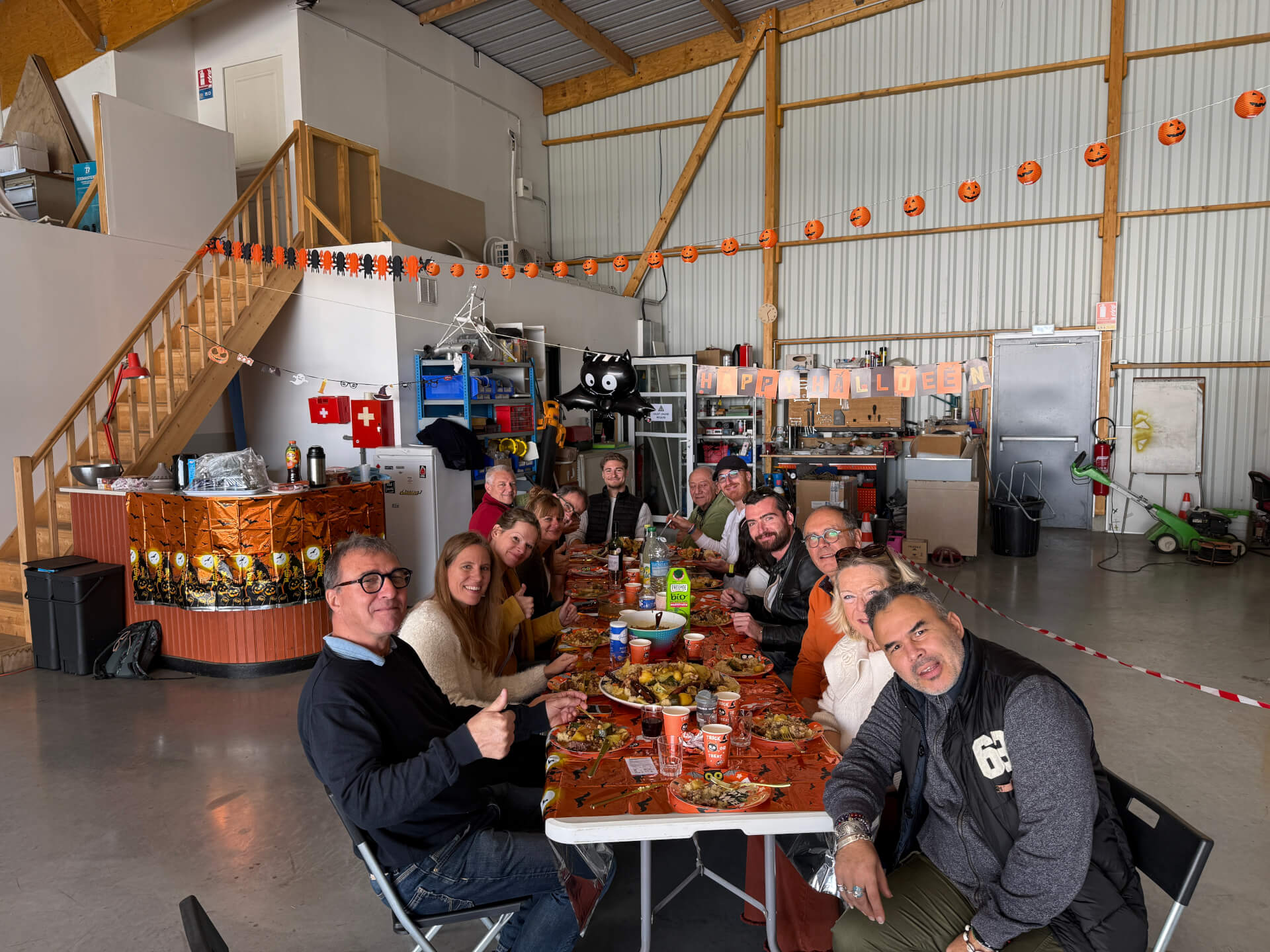 LA CONVIVIALITÉ AVANT TOUT! | Handiflight
