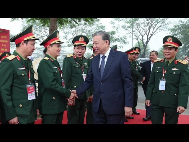 Vấn đề cốt lõi: nếu nhất thể hóa, ĐT Phan Văn Giang ngồi đâu cho cân bằng?