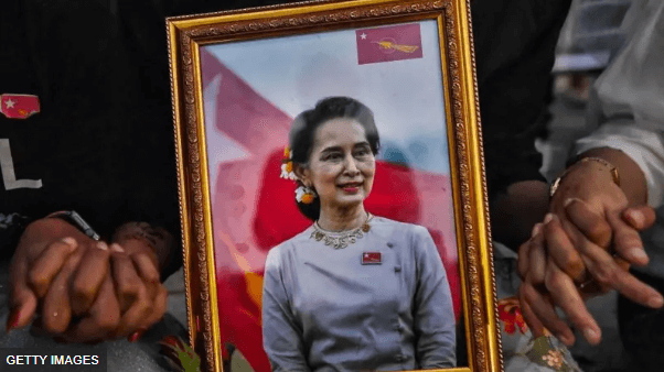 Sau song sắt, bà Aung San Suu Kyi vẫn ảnh hưởng mạnh đến Myanmar | Vietnam Fraternité
