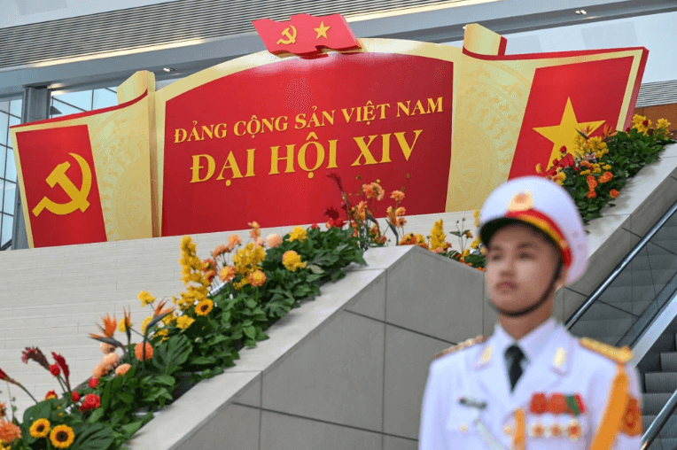 Suy diễn quanh Tô Lâm và thành viên Bộ Chính trị khóa 14 | Vietnam Fraternité