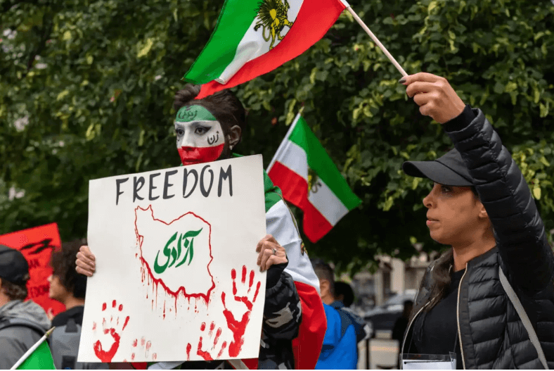 Từ những cuộc biểu tình ở Iran nhìn về Việt Nam | Vietnam Fraternité
