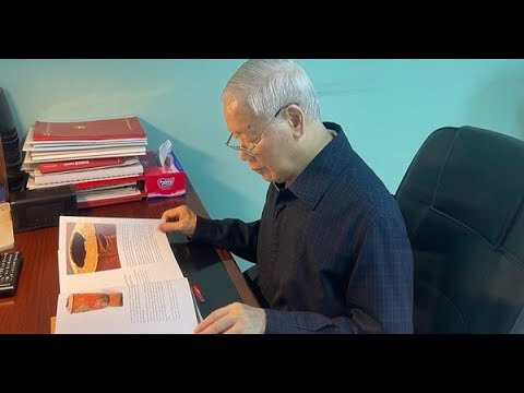 Ở bên ấy, Bác Trọng nghĩ gì về cha con 3 Dũng trên đỉnh danh vọng? Sốc ghê!