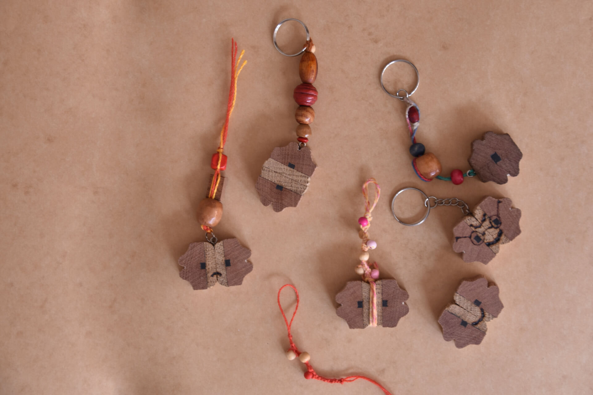 ATELIER BOIS / Porte-clés porte-bonheur / 15€ | La Venelle