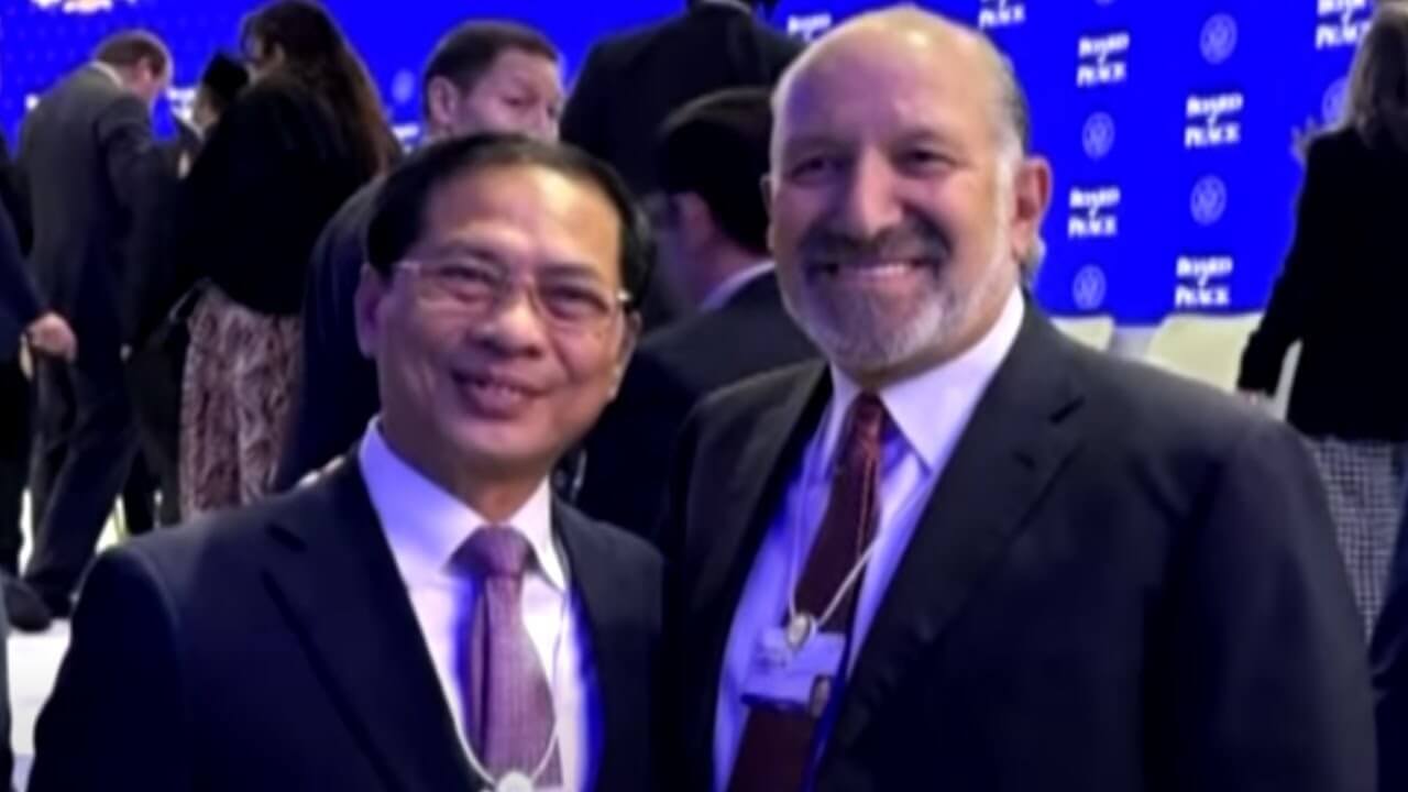 Donald Trump nhìn Tô Lâm kinh ngạc: Việt Nam tay chơi bốc rời Thế kỷ 21!