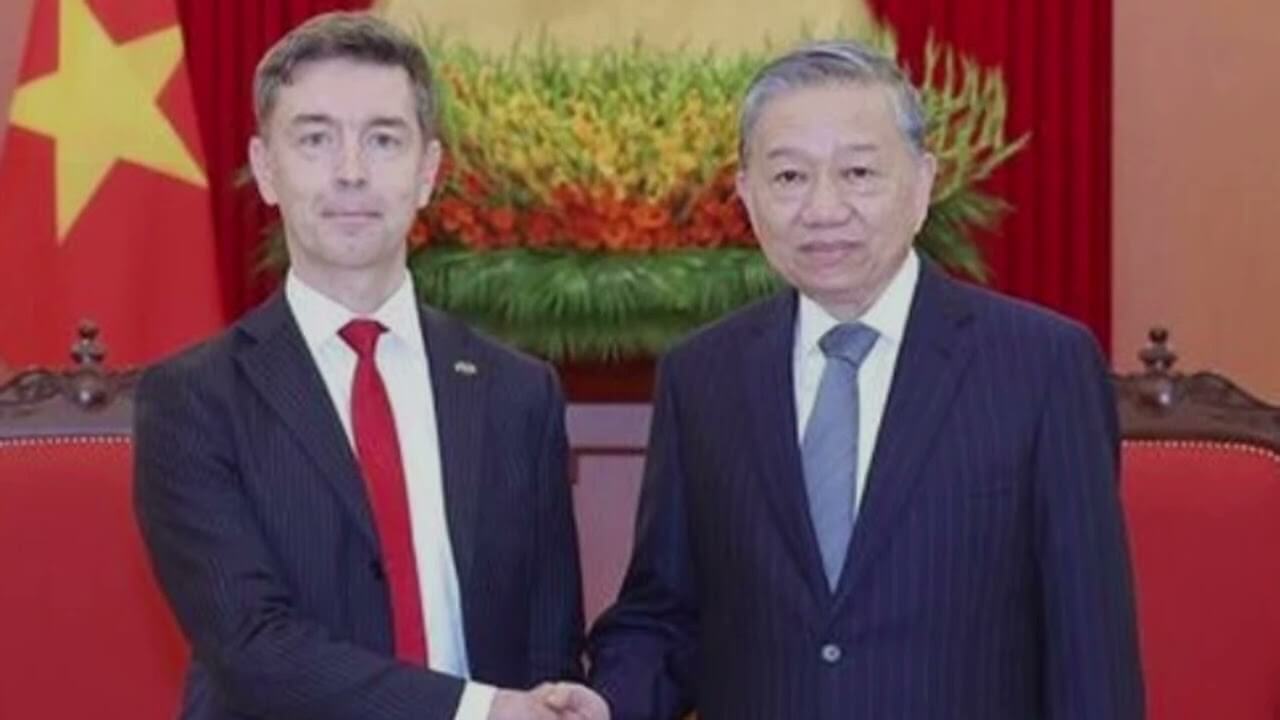 Khủng khiếp: EU đầu tư mạnh mẽ! Đường sắt tốc độ cao VN - tương lai đã đến!