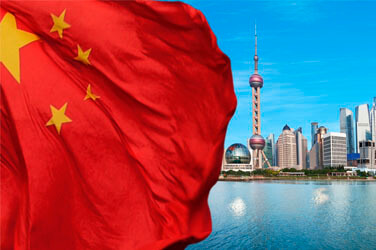 Một năm nhiệm kỳ Trump, làn sóng 'xoay trục sang Trung Quốc' tăng tốc | Vietnam Fraternité