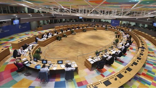 Liên Âu giải quyết cảng biển Ukraine, trừng phạt và mua dầu khí Nga | Vietnam Fraternité