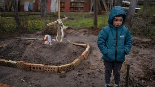 Điểm tuần báo Pháp - Trẻ thơ Ukraine trong chiến tranh | Vietnam Fraternité