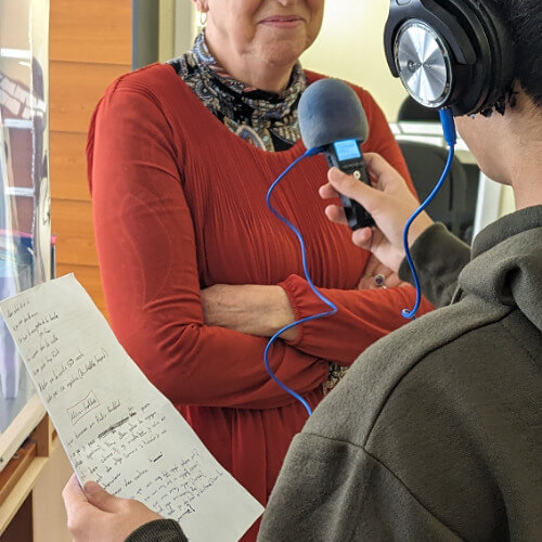 SuperRadio 101! : Micros-trottoirs - En direct du collège Edouard Grimaux | Radio activite