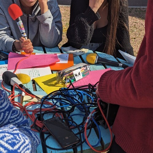 Courage & Panache à Trappes - Ce qu'on exige de notre habillement | Radio activite