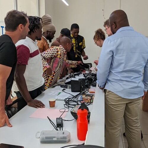 À table!  : Les gestes d'amour - Émission du 14 mai 2025 en direct de Yaoundé | Radio activite