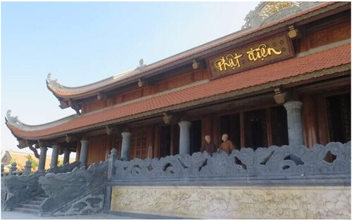 Khai thác tâm linh : chùa chiền, tu viện được xây như chốn cung đình | Vietnam Fraternité