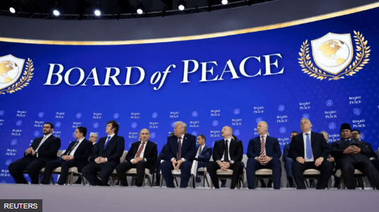 Hội đồng Hòa bình của Trump : Ai tham gia và tại sao gây tranh cãi ? | Vietnam Fraternité