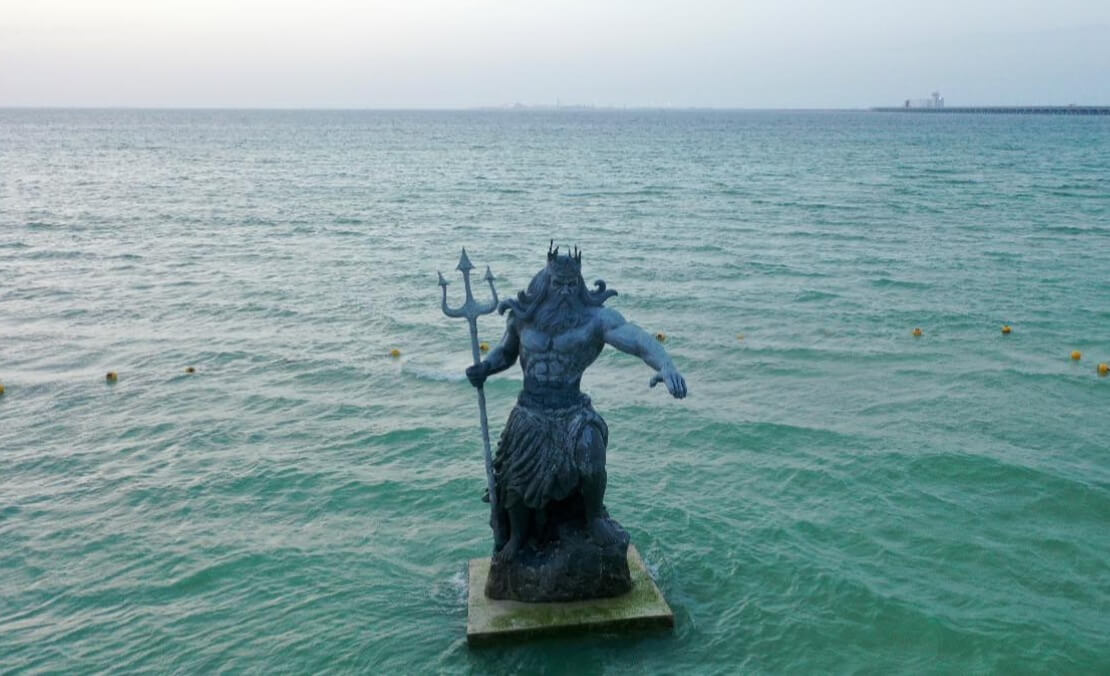 Poseidón contra dioses mayas, el litigio indígena contra una estatua griega en el mar yucateco | Forus