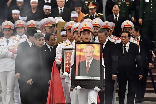 "Hồng vệ binh" kiểu Việt Nam… | Vietnam Fraternité