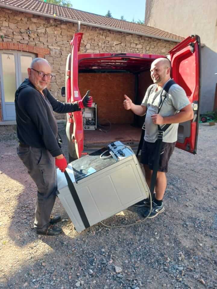 - | Une Voix Pour Elles