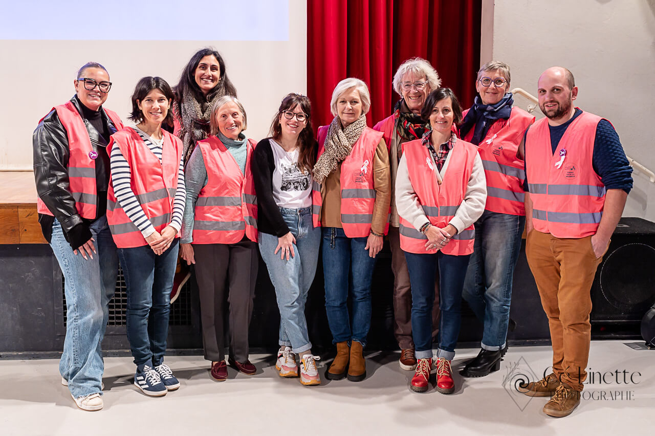 - | Une Voix Pour Elles