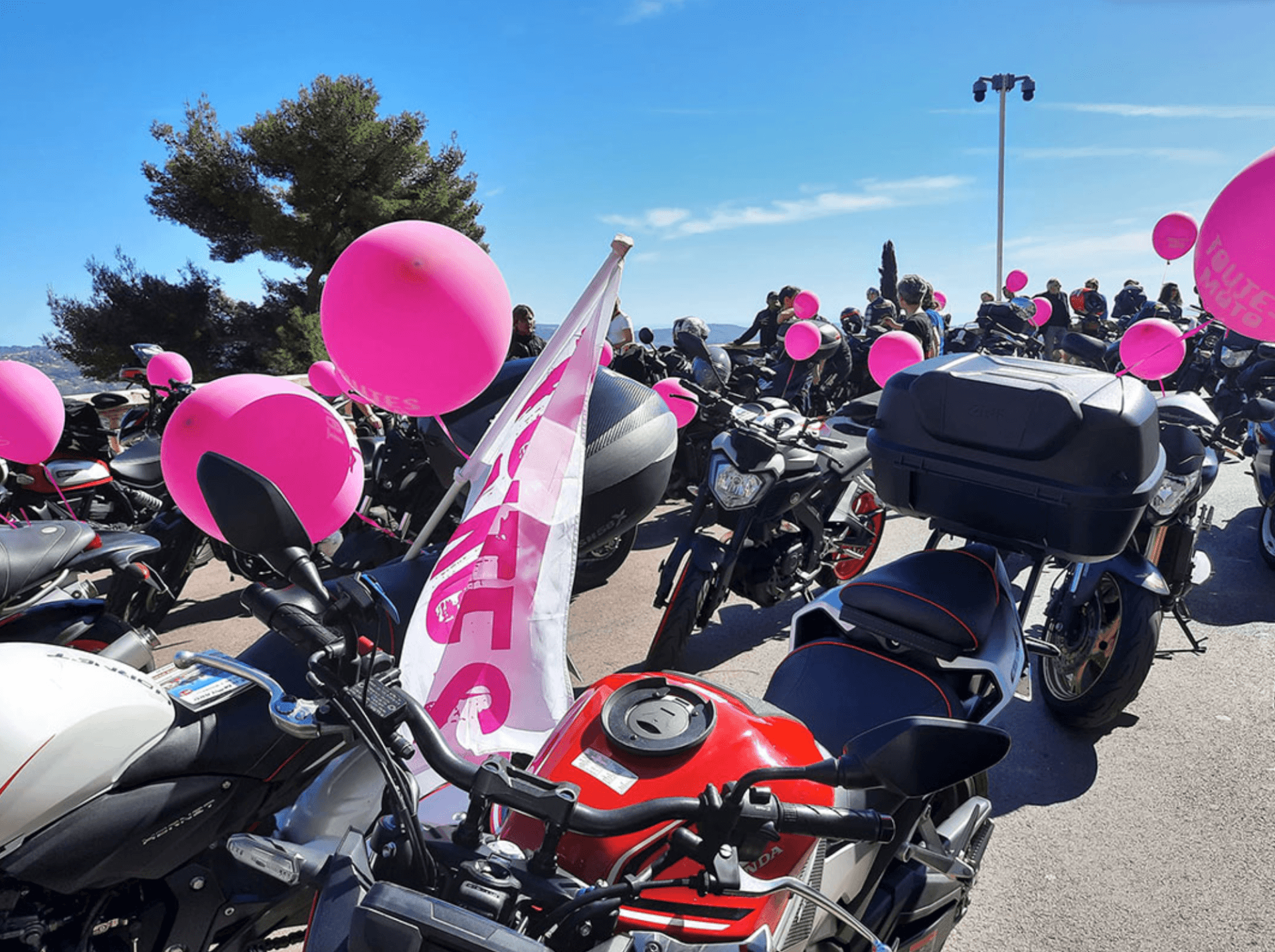 Toutes En Moto 06 s'engage auprès d'UVPE! | Une Voix Pour Elles