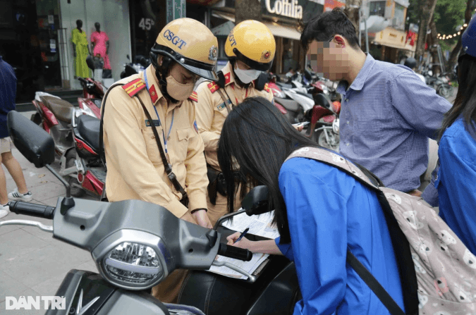 Ngân sách cạn kiệt, Đảng cộng sản tìm mọi cách moi tiền của dân | Vietnam Fraternité