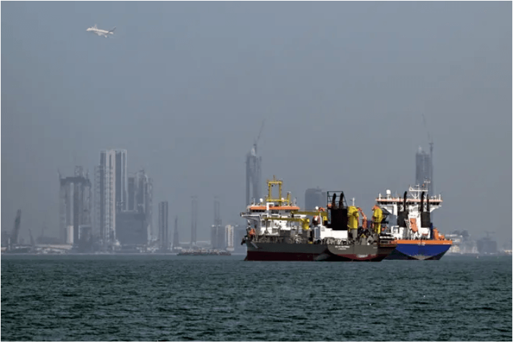 Donald Trump "sập bẫy" tự giăng ở eo biển Hormuz | Vietnam Fraternité