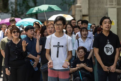 Mâu thuẫn ngày càng tăng giữa Bắc Kinh và các tín đồ Thiên chúa giáo | Vietnam Fraternité